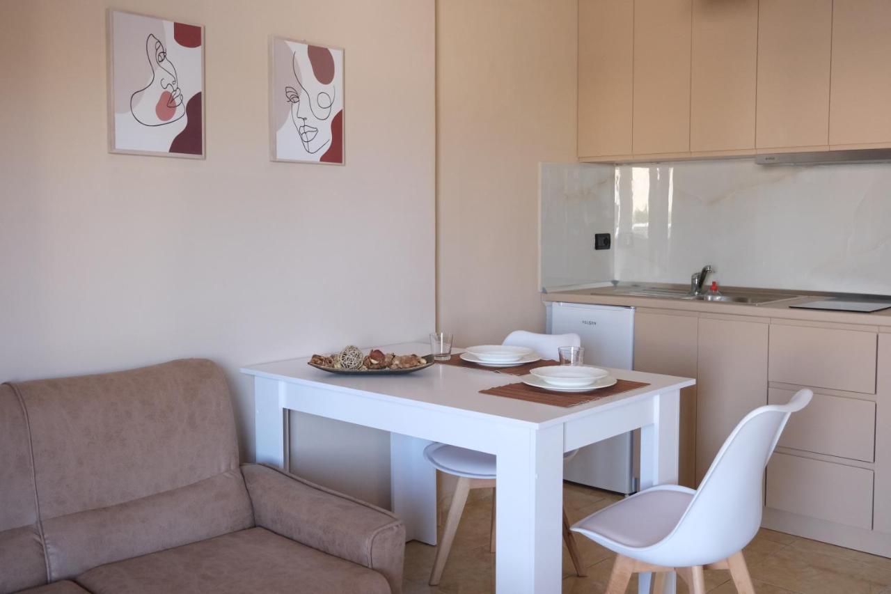 Apartment Next To Block District Tirana Esterno foto